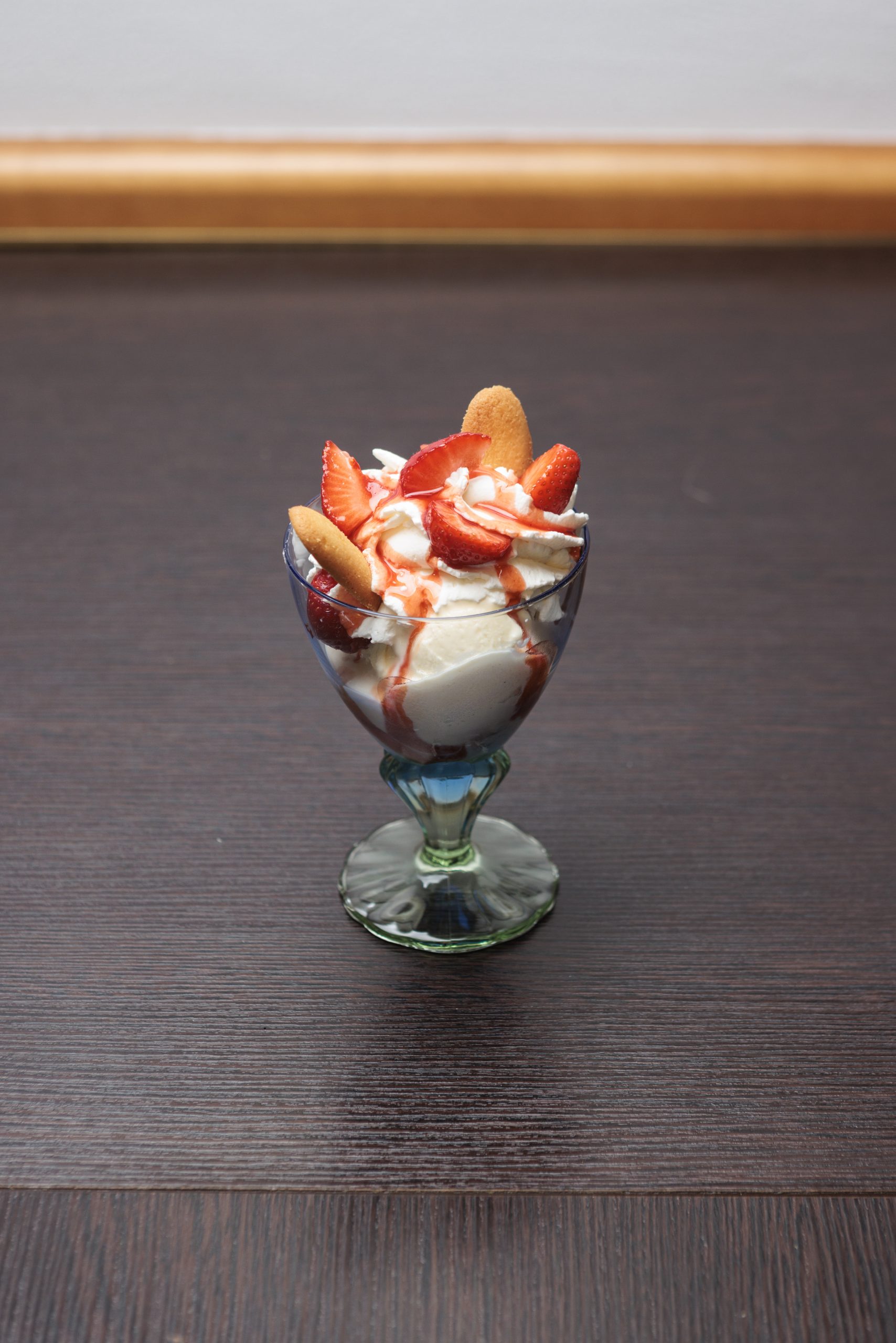 Coppe gelato e frutta